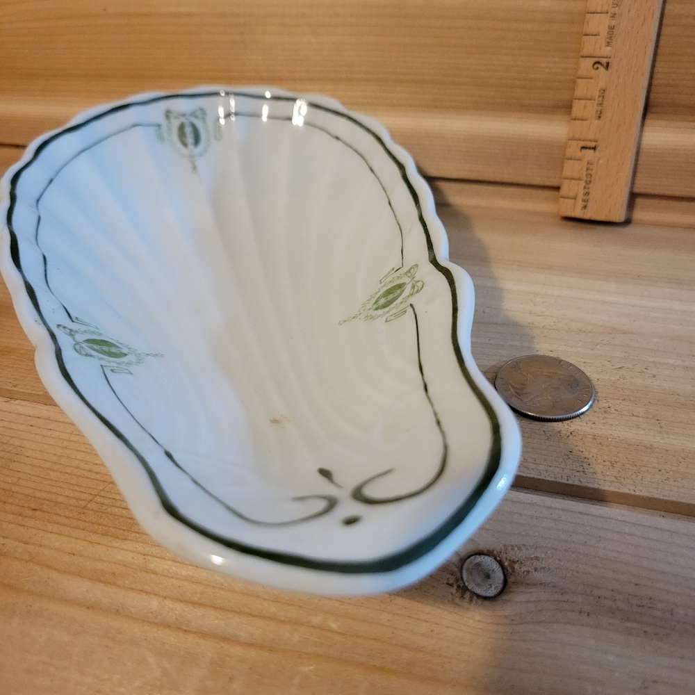 Vintage Ice-cream Ribbed Dish - Picture 3 of 5